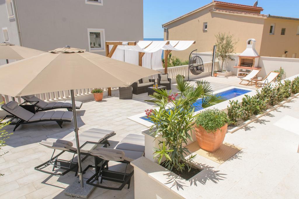 Apartments Villa Atlantis Trogir Extérieur photo