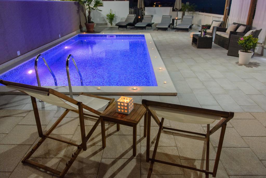 Apartments Villa Atlantis Trogir Extérieur photo