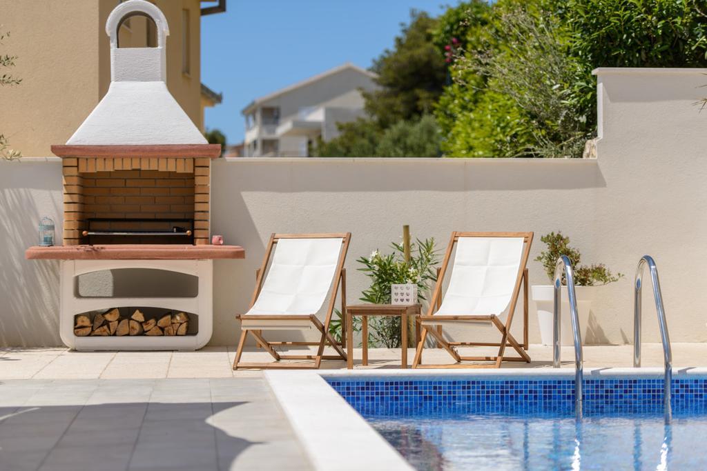 Apartments Villa Atlantis Trogir Extérieur photo