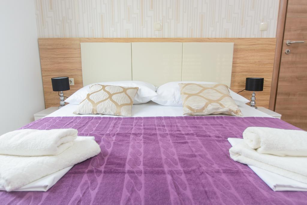 Apartments Villa Atlantis Trogir Extérieur photo